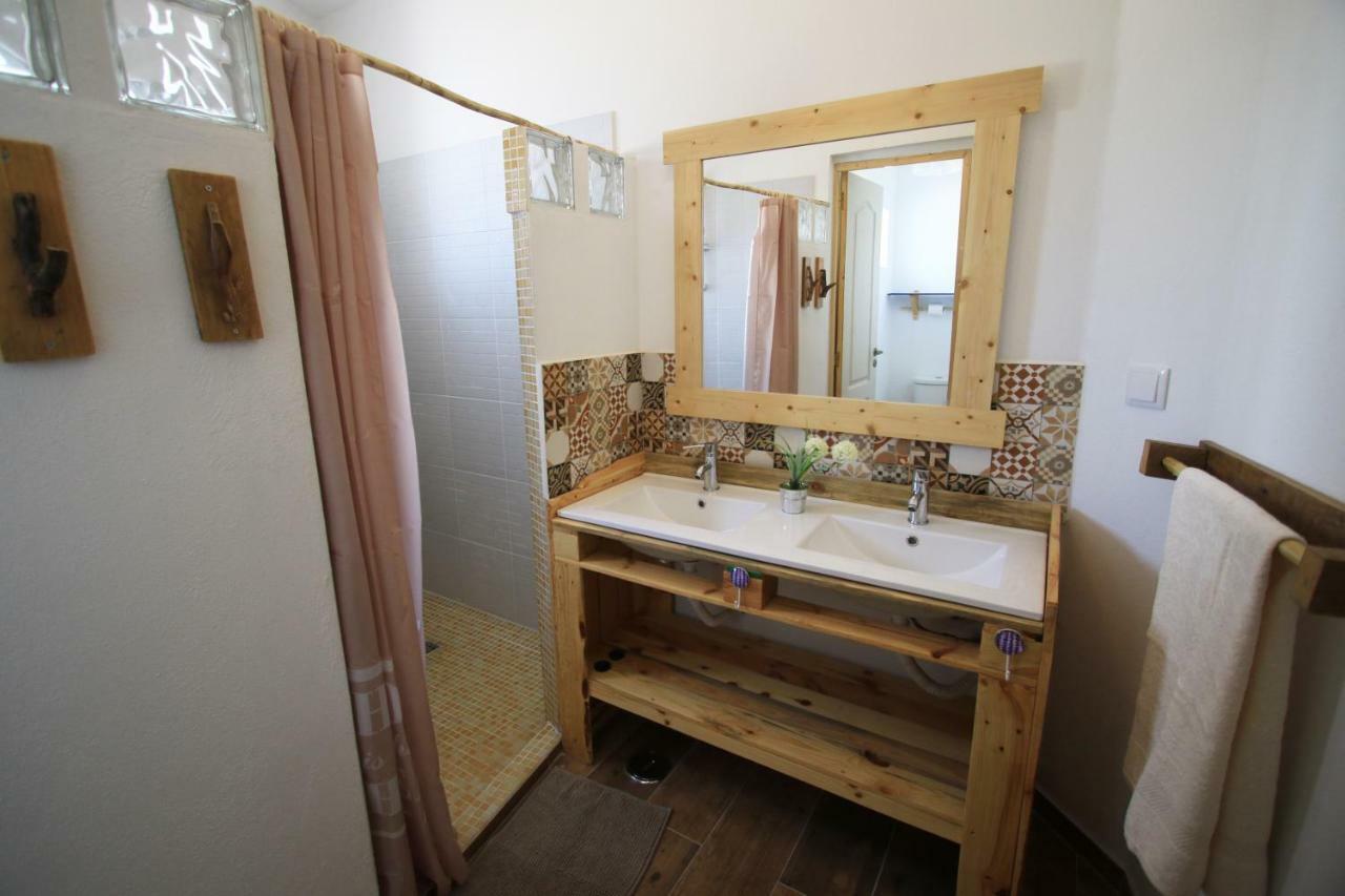 Blacksheep Sagres Guesthouse & Surf Екстериор снимка